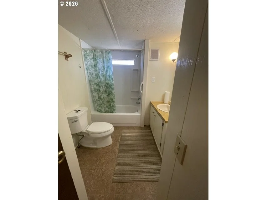 Photo of 3900 COBURG RD