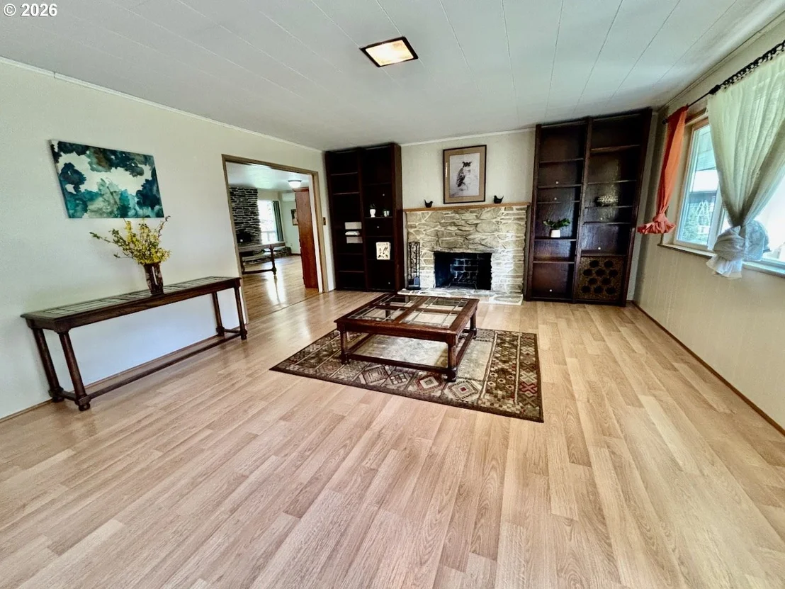 Photo of 55433 MCKENZIE HWY