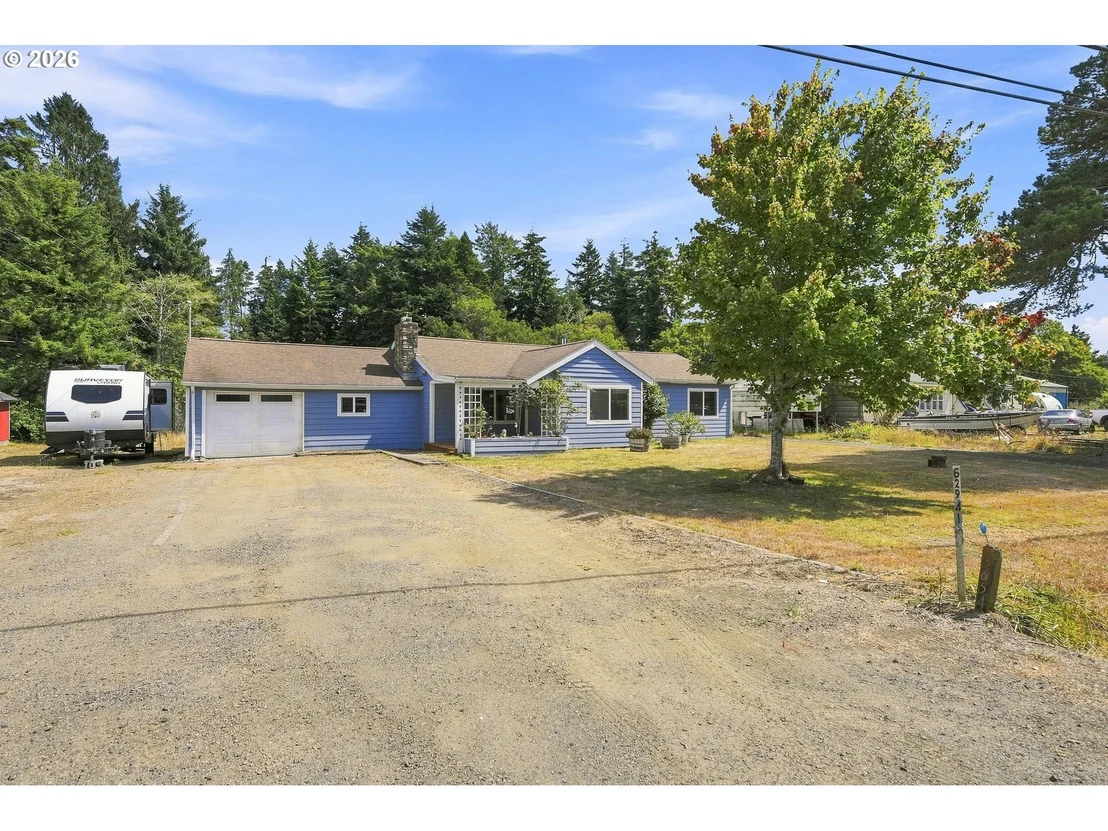Photo of 62941 CROWN POINT RD