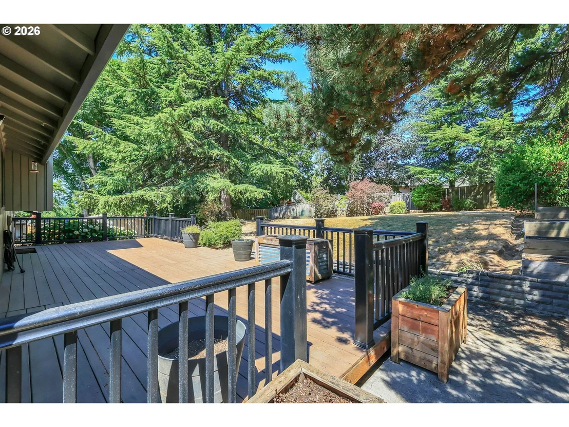 Photo of 1995 SW 27TH DR