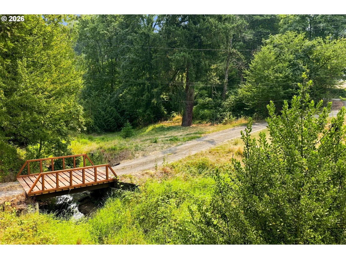 Photo of 17925 SE TROGE RD