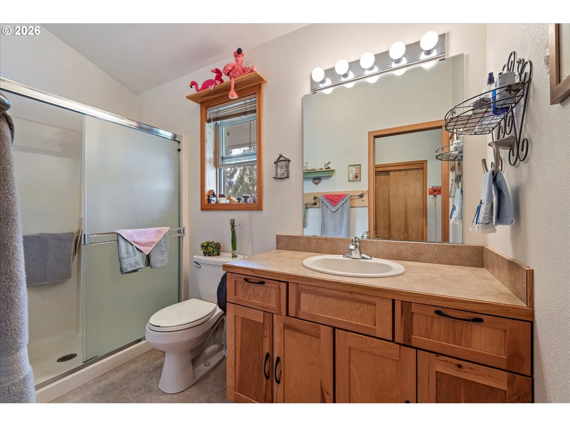 Photo of 395 BONANZA ST