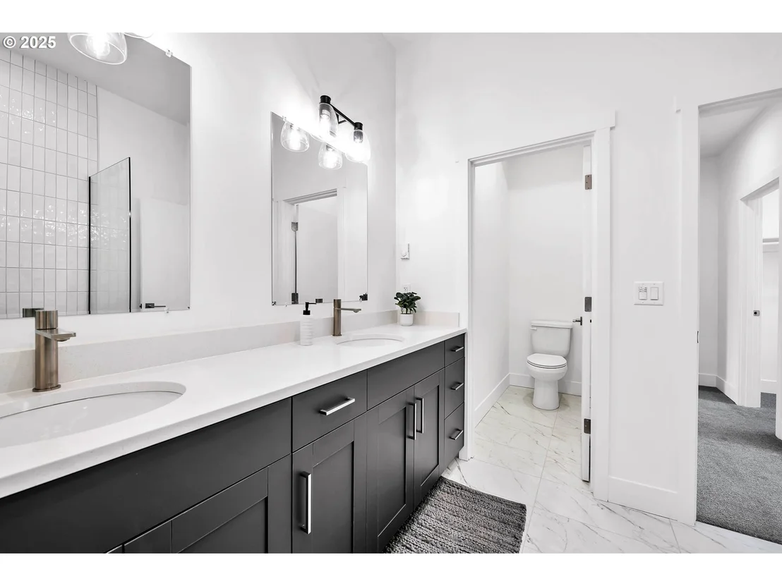 Photo of 177 E 20TH AVE