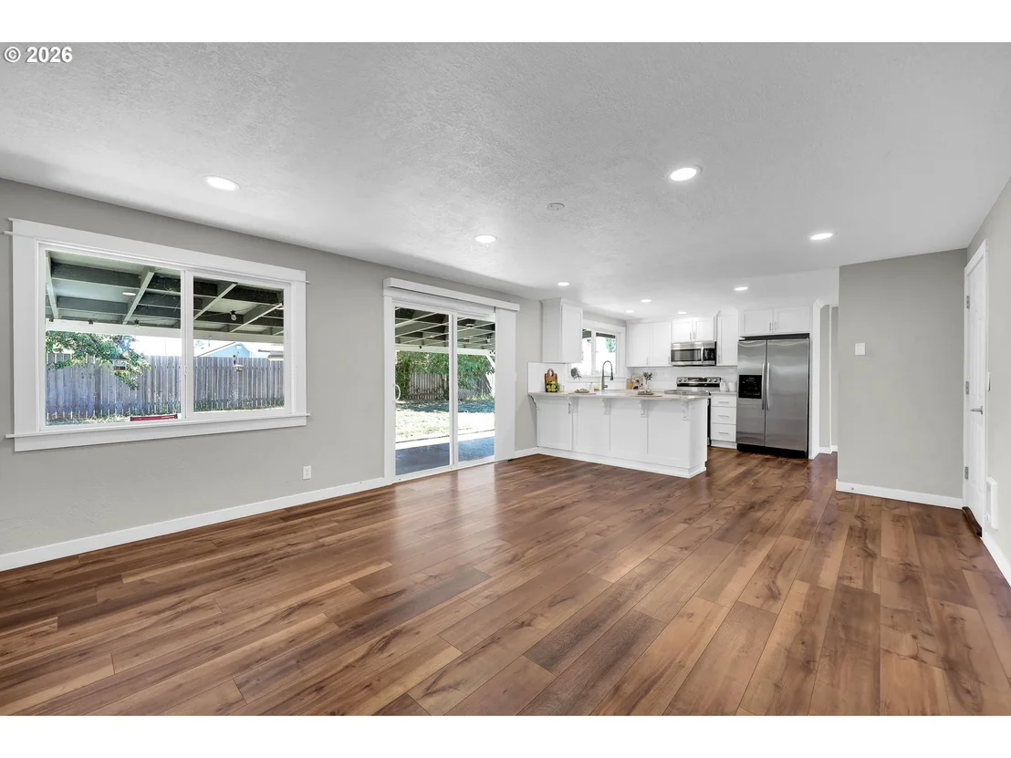 Photo of 326 38TH PL