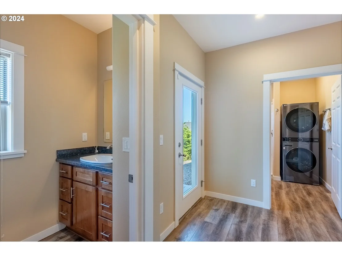 Photo of 21 TWIN TREE CT