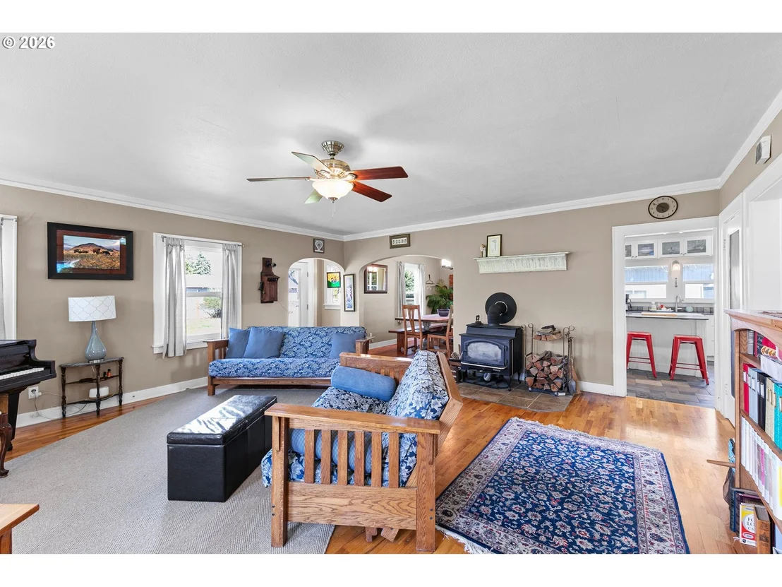 Photo of 78659 SEARS RD