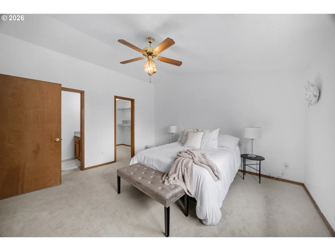 Photo of 212 SUNSET DR