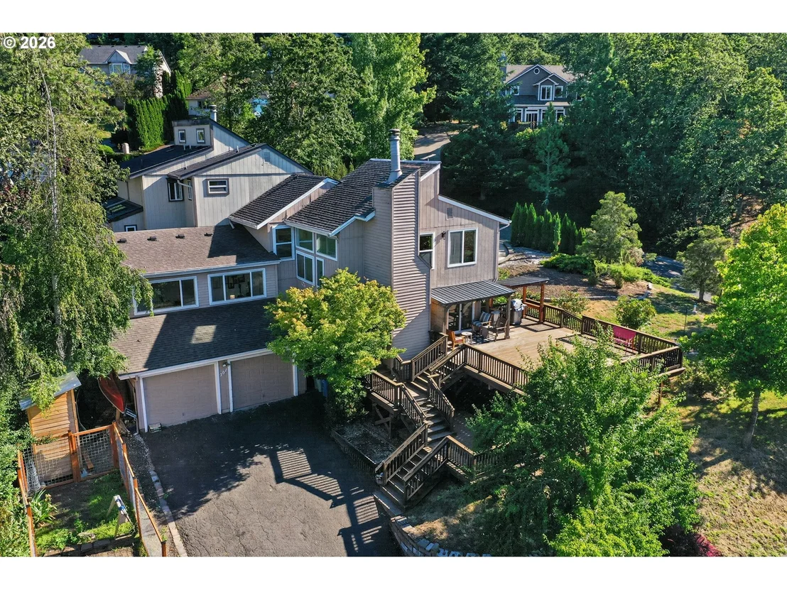 Photo of 207 W 52ND AVE