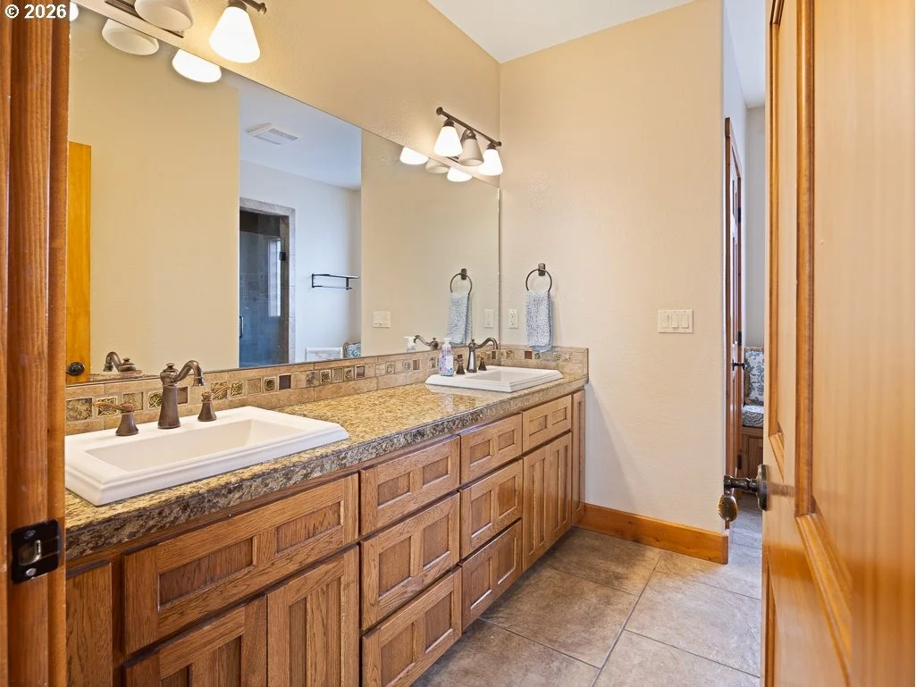 Photo of 4728 COOPERS HAWK RD