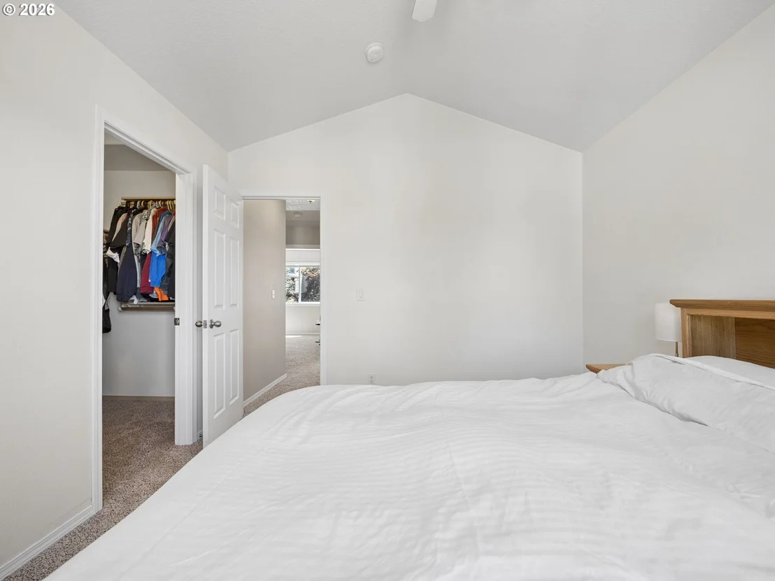 Photo of 1384 SW 22ND TER