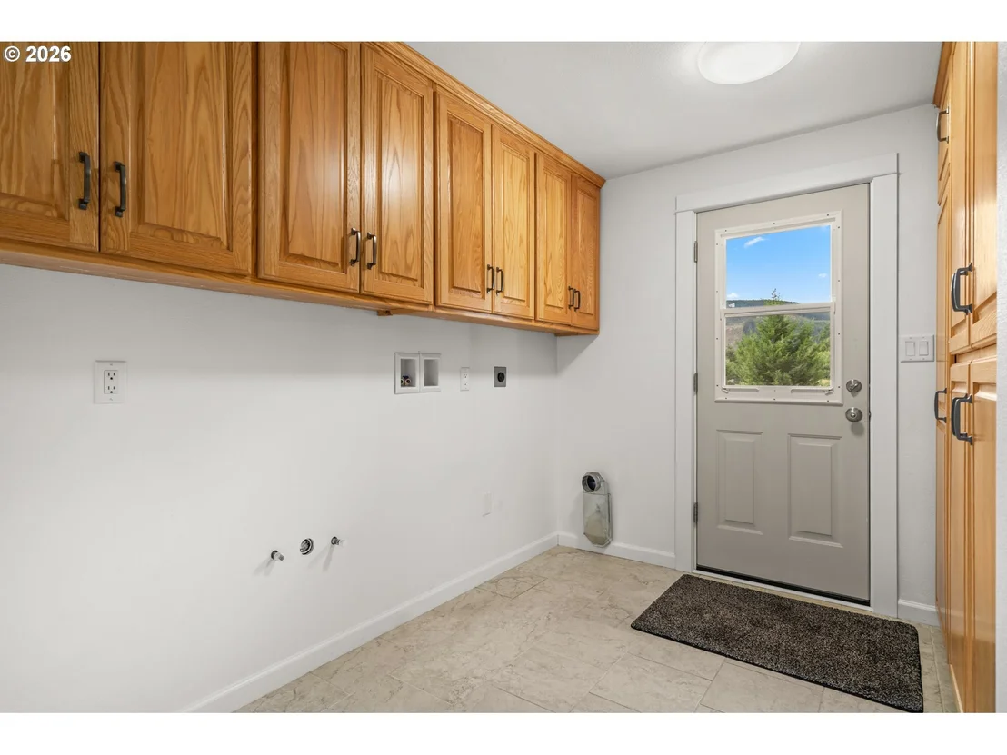 Photo of 39200 CAMP CREEK RD