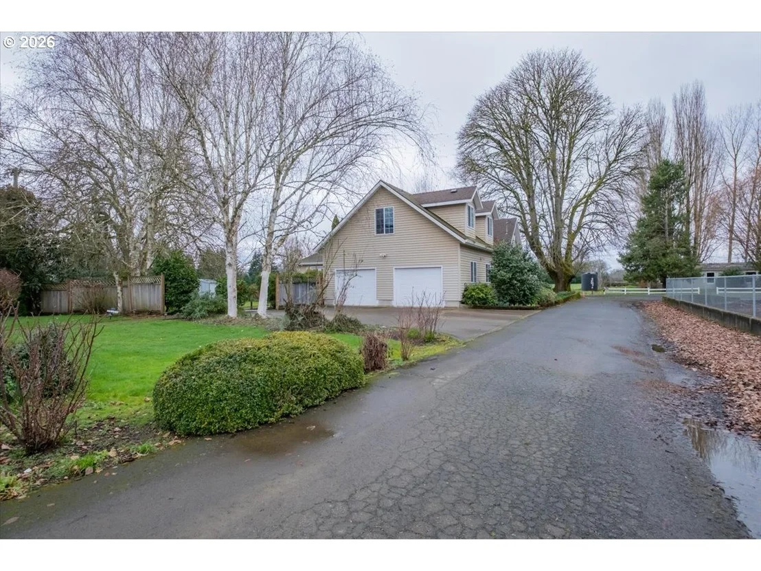 Photo of 23301 SW (23220) MCKIBBEN RD