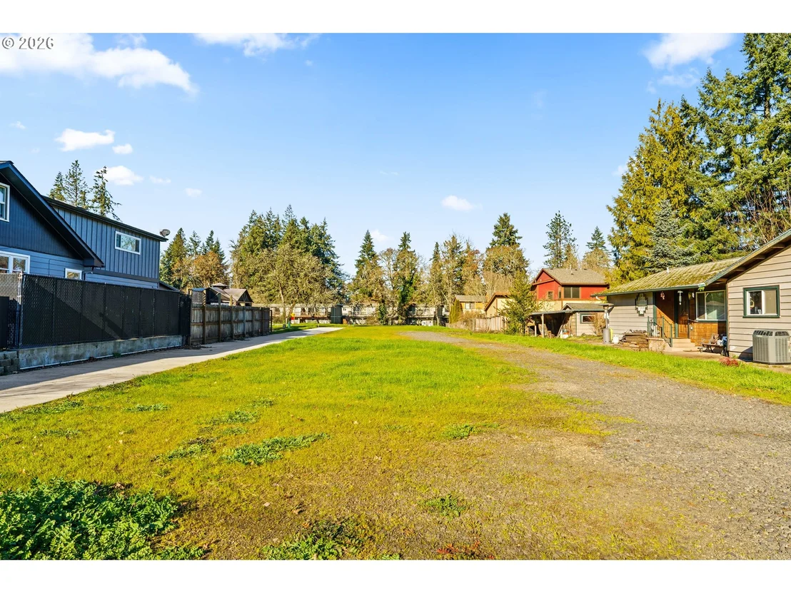 Photo of Unit LOT3 at Piper LN