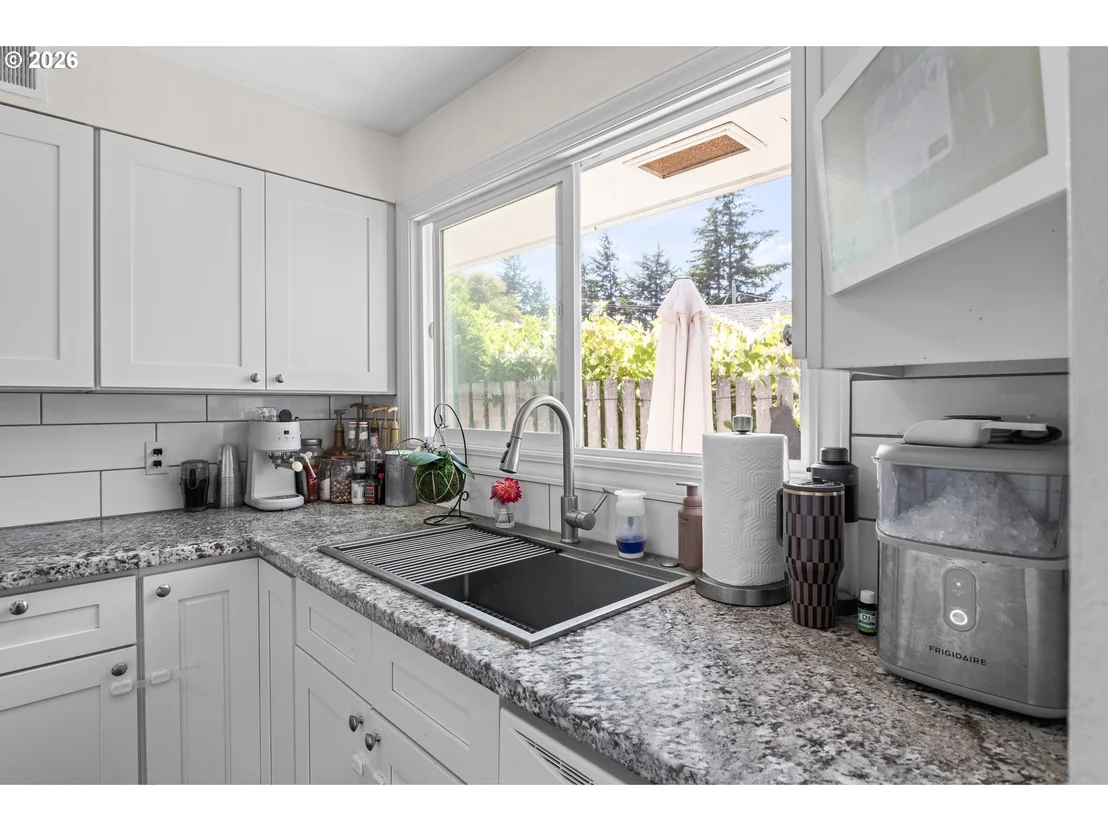 Photo of 2157 MYRTLE AVE