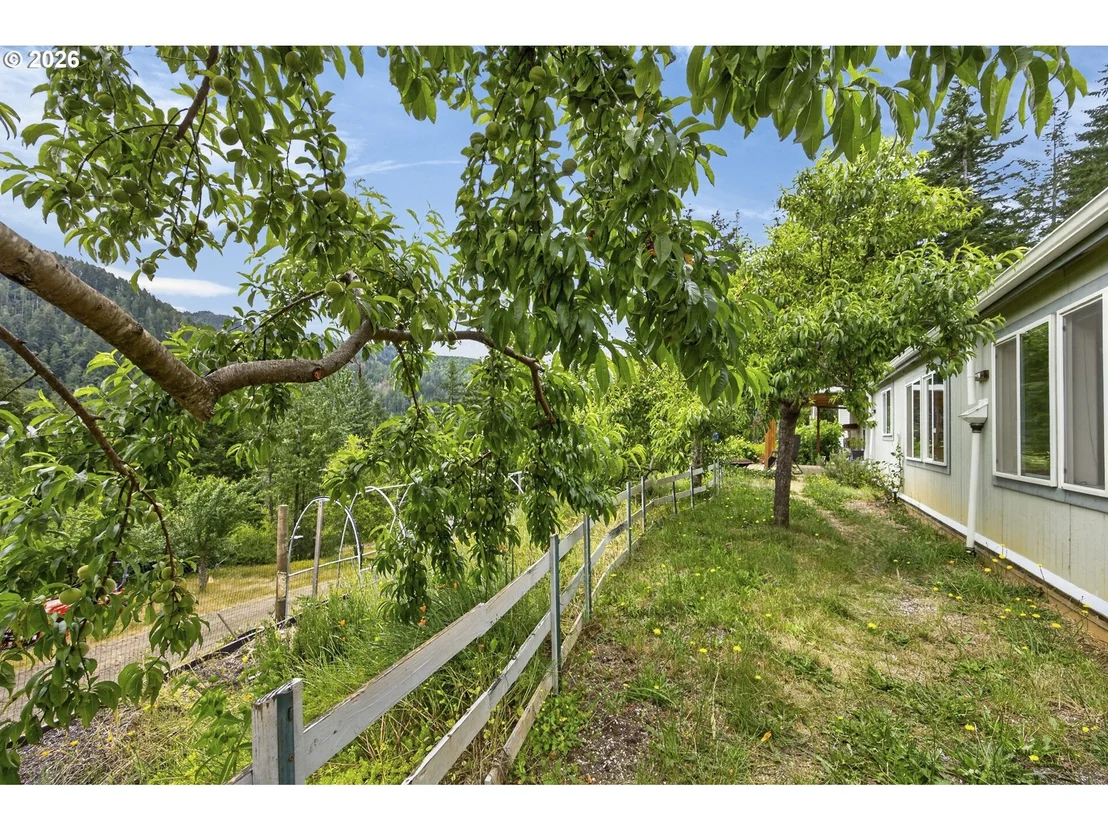 Photo of 15745 HIGHWAY 36