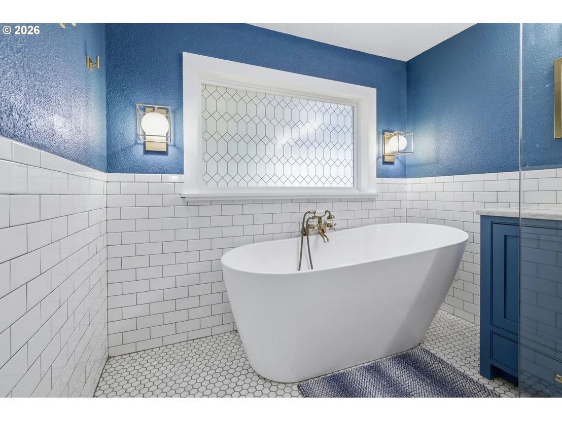 Photo of 110 CORLISS LN