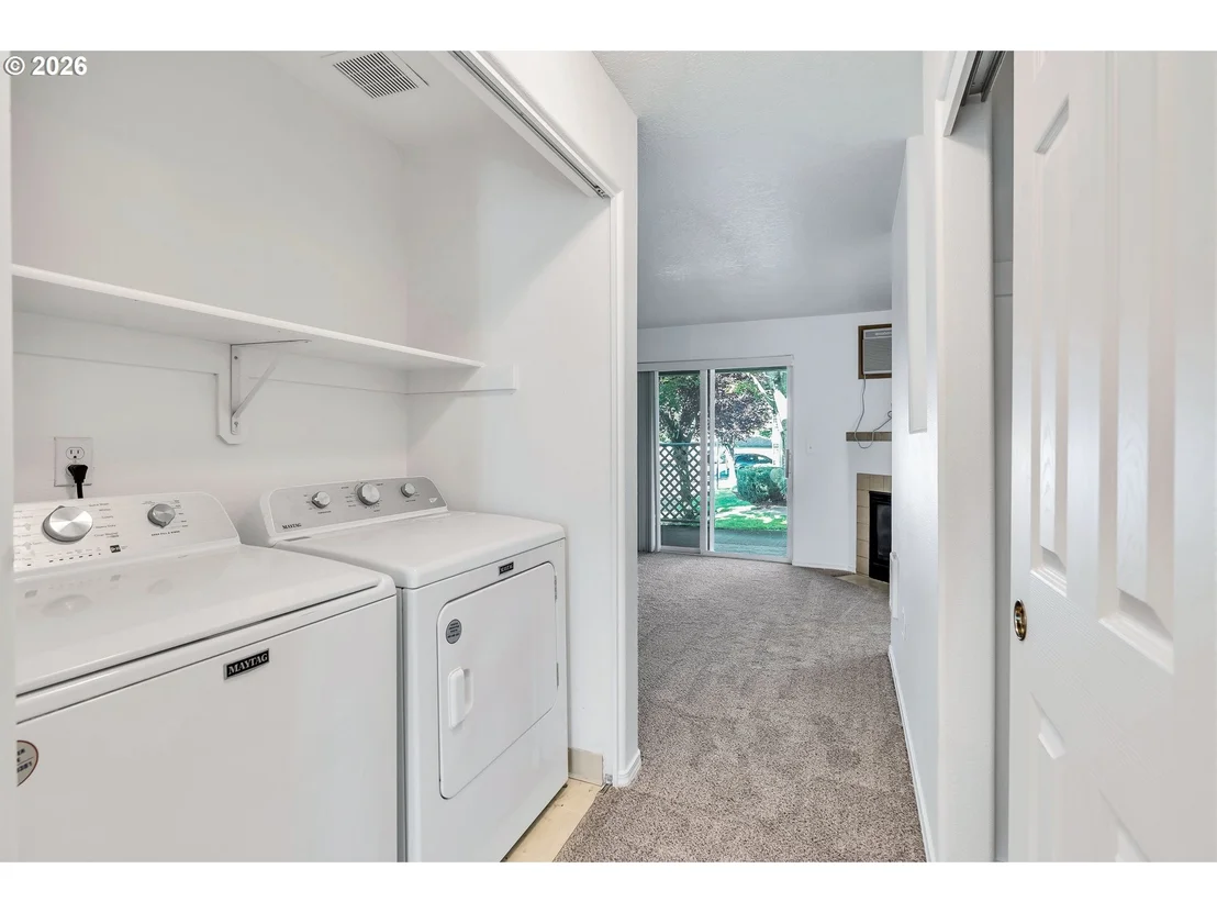 Photo of Unit 158 at 4614 W POWELL BLVD