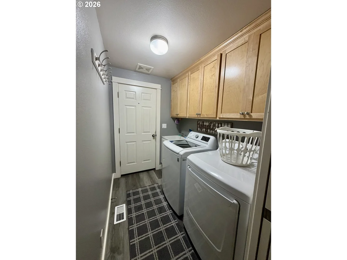 Photo of 5976 FIRESTONE DR