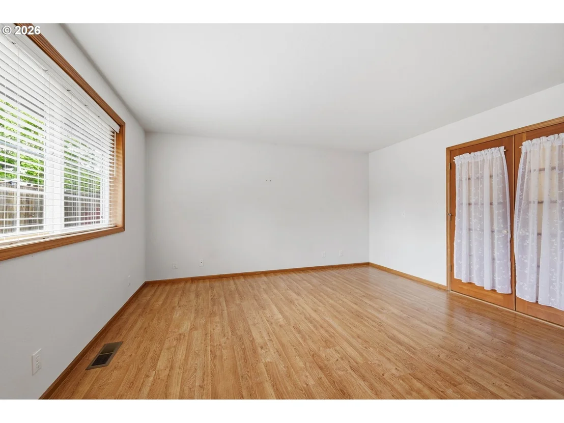 Photo of 1140 MOLLY LN
