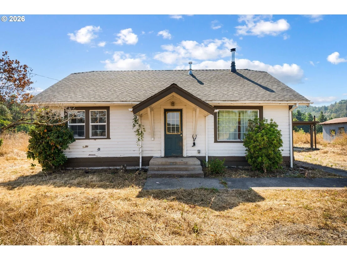 Photo of 38542 DEXTER RD