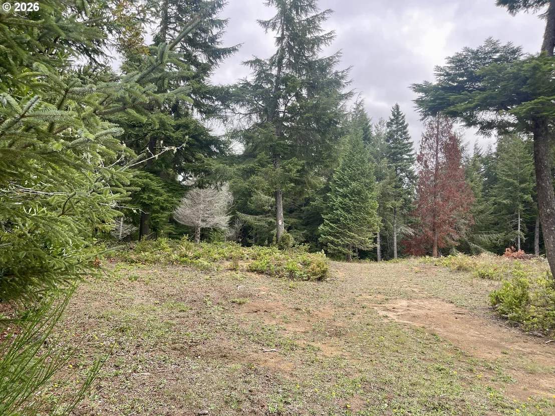 Photo of Unit LOT11 at Sandpoint RD