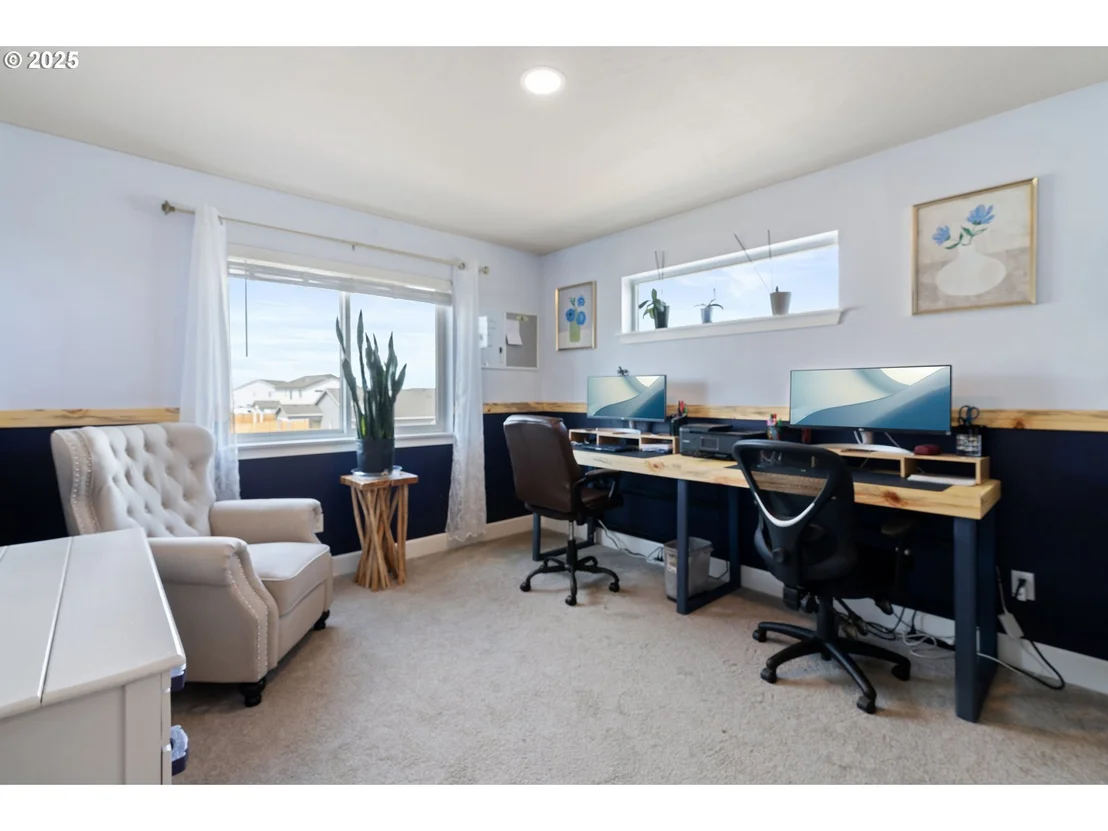 Photo of 280 NW DOUBLE EAGLE AVE