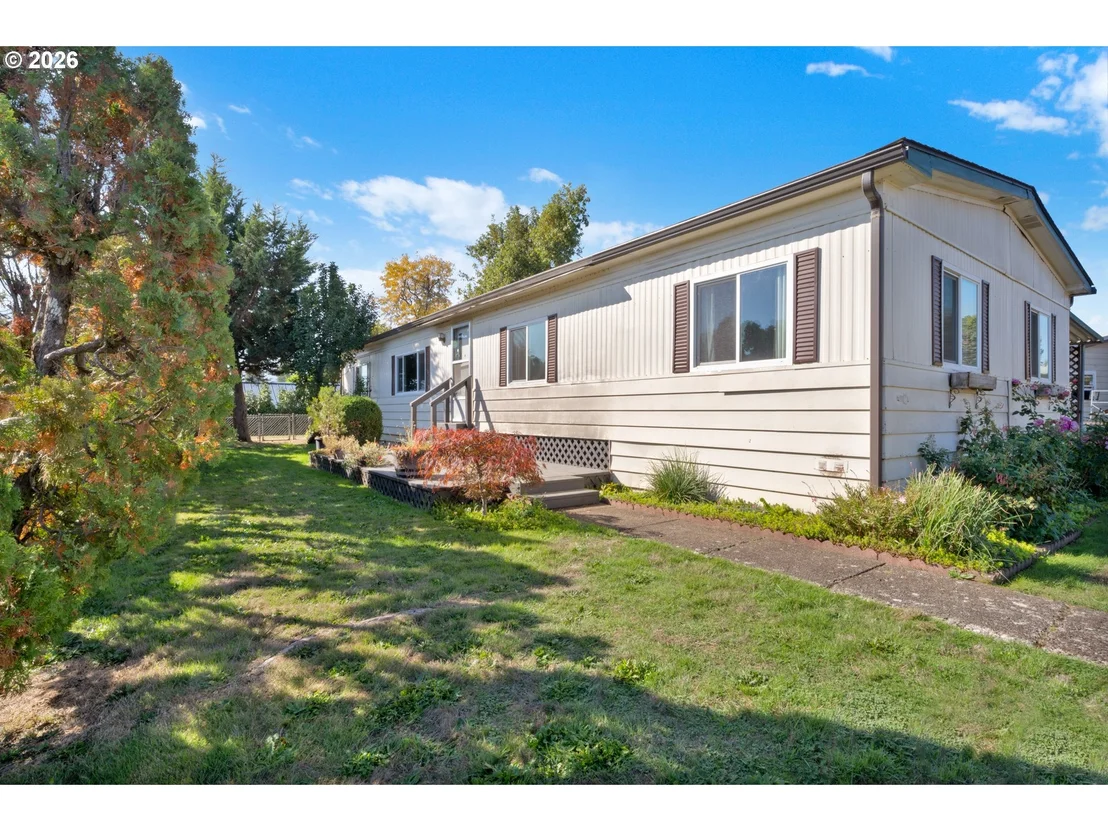 Photo of 231 CRESWOOD DR