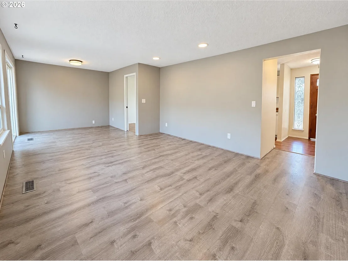 Photo of 790 HEATHER WAY