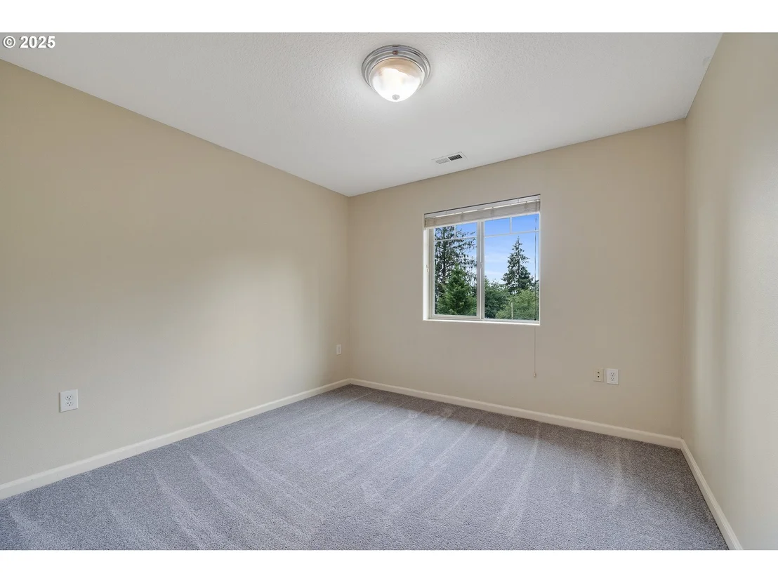 Photo of 3355 HUBERT RD