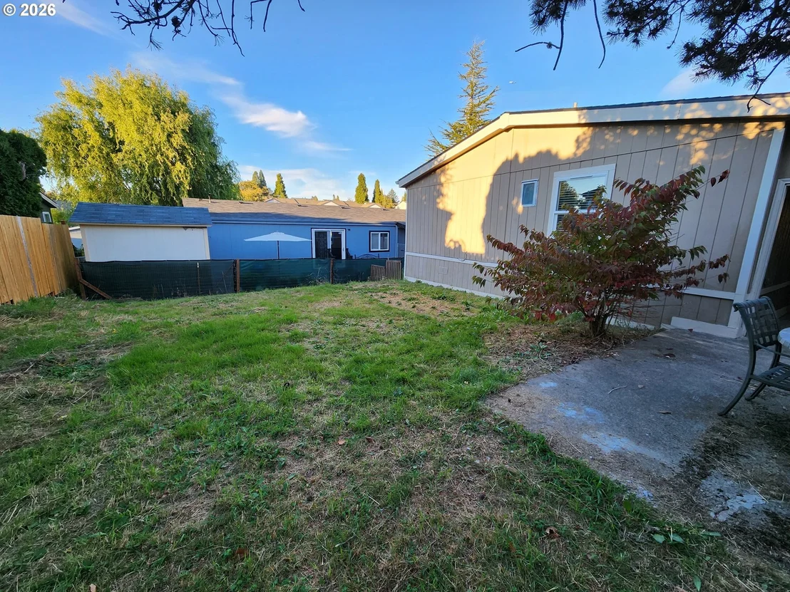 Photo of Unit 15 at 1819 SE ORIENT DR