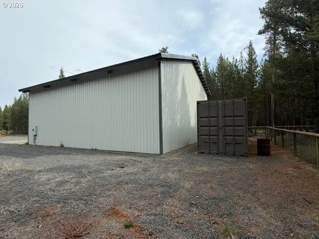 Photo of 17037 DOWNEY RD