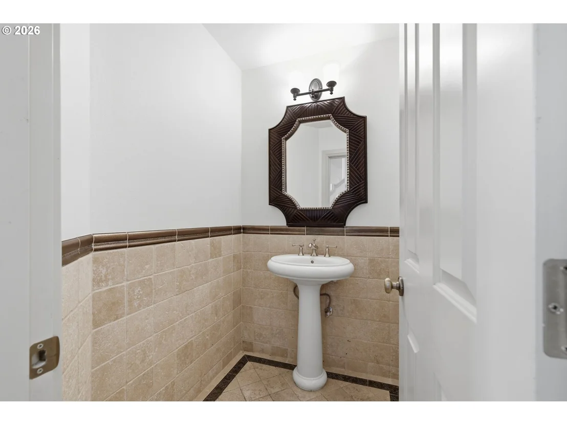 Photo of 441 COVEY LN