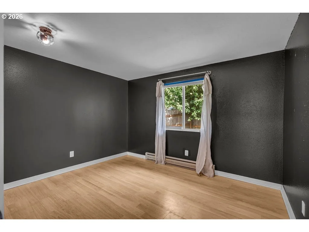 Photo of 211 FOX ST