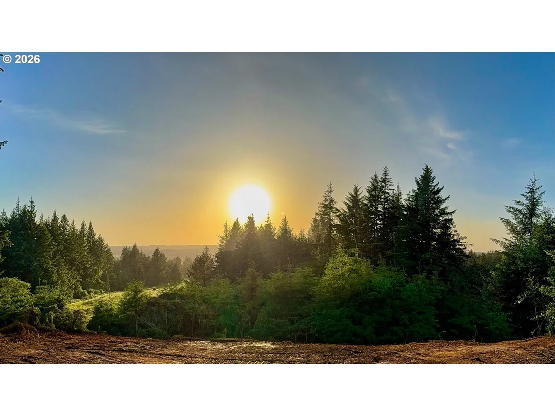 Photo of 45721 HIGHWAY 101