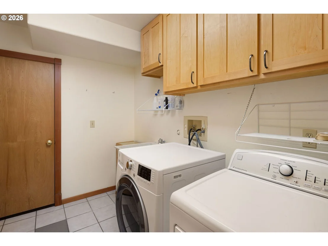 Photo of 217 ROCKRIDGE LOOP