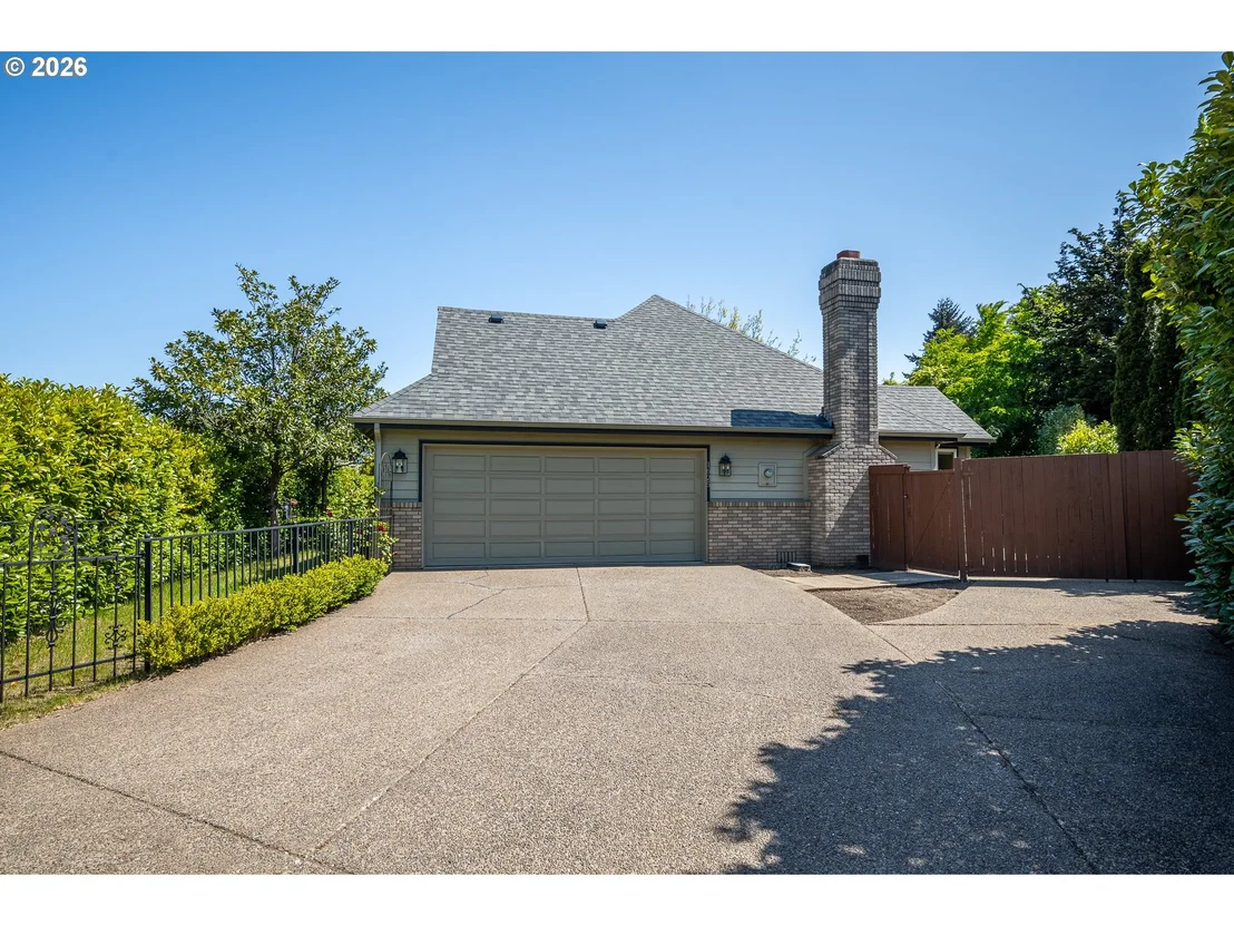 Photo of 1625 VICTORIAN WAY