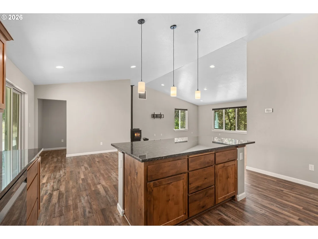 Photo of 5655 HIGHWAY 138