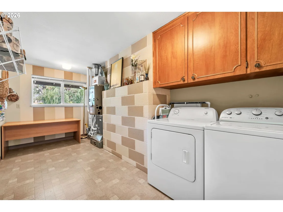 Photo of 1922 SPRINGHILL DR
