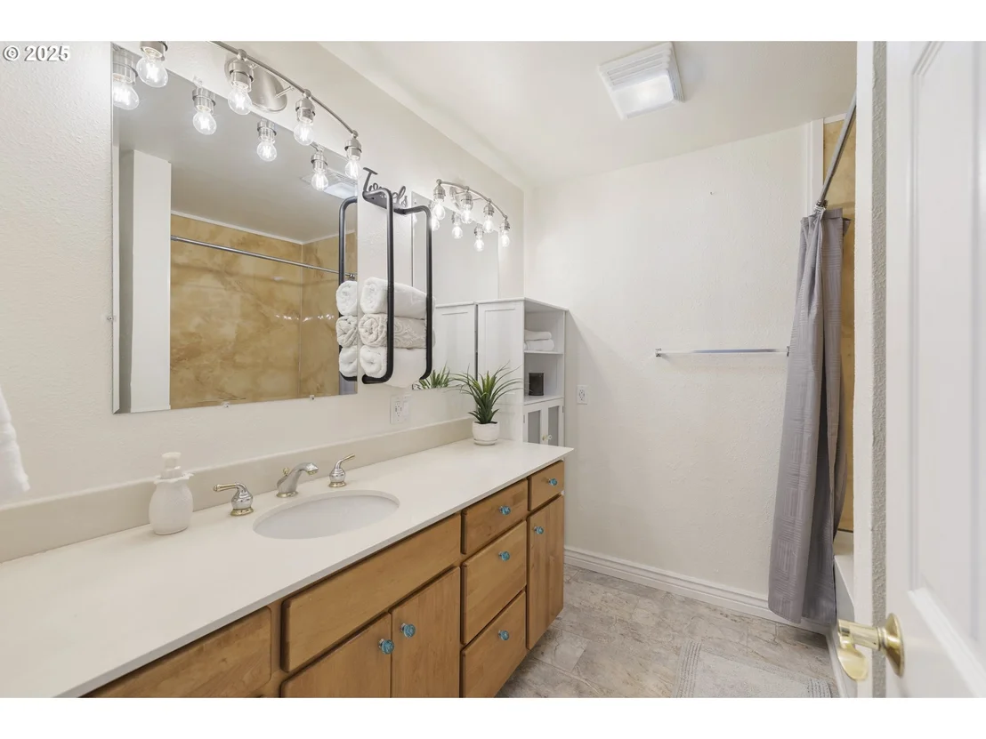 Photo of 23851 SCHULTZ RD NE