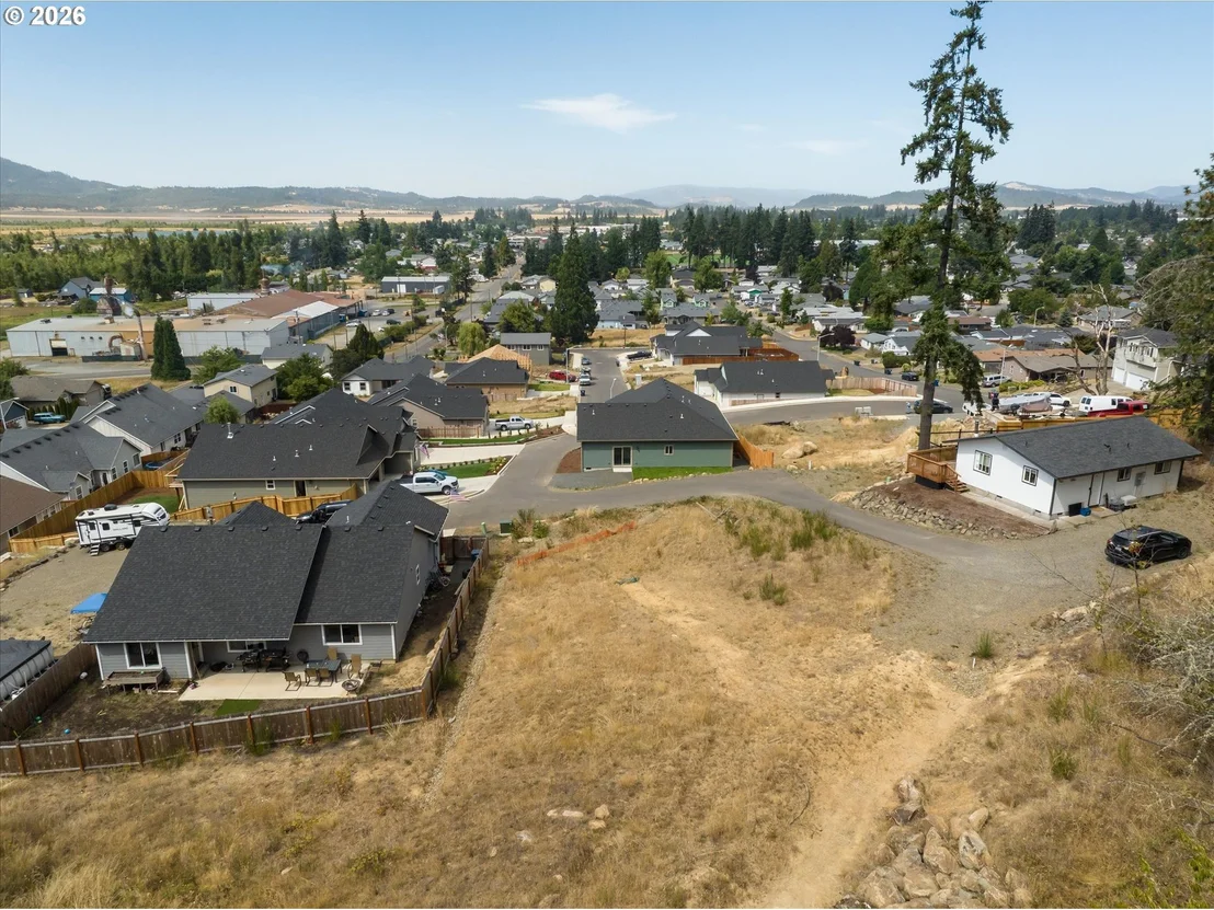 Photo of 731 BOULDER LOOP