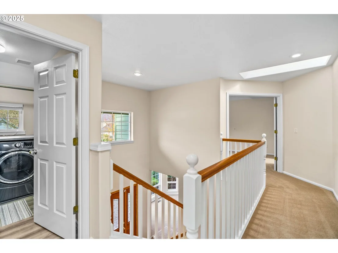 Photo of 54 SILVER OAK DR