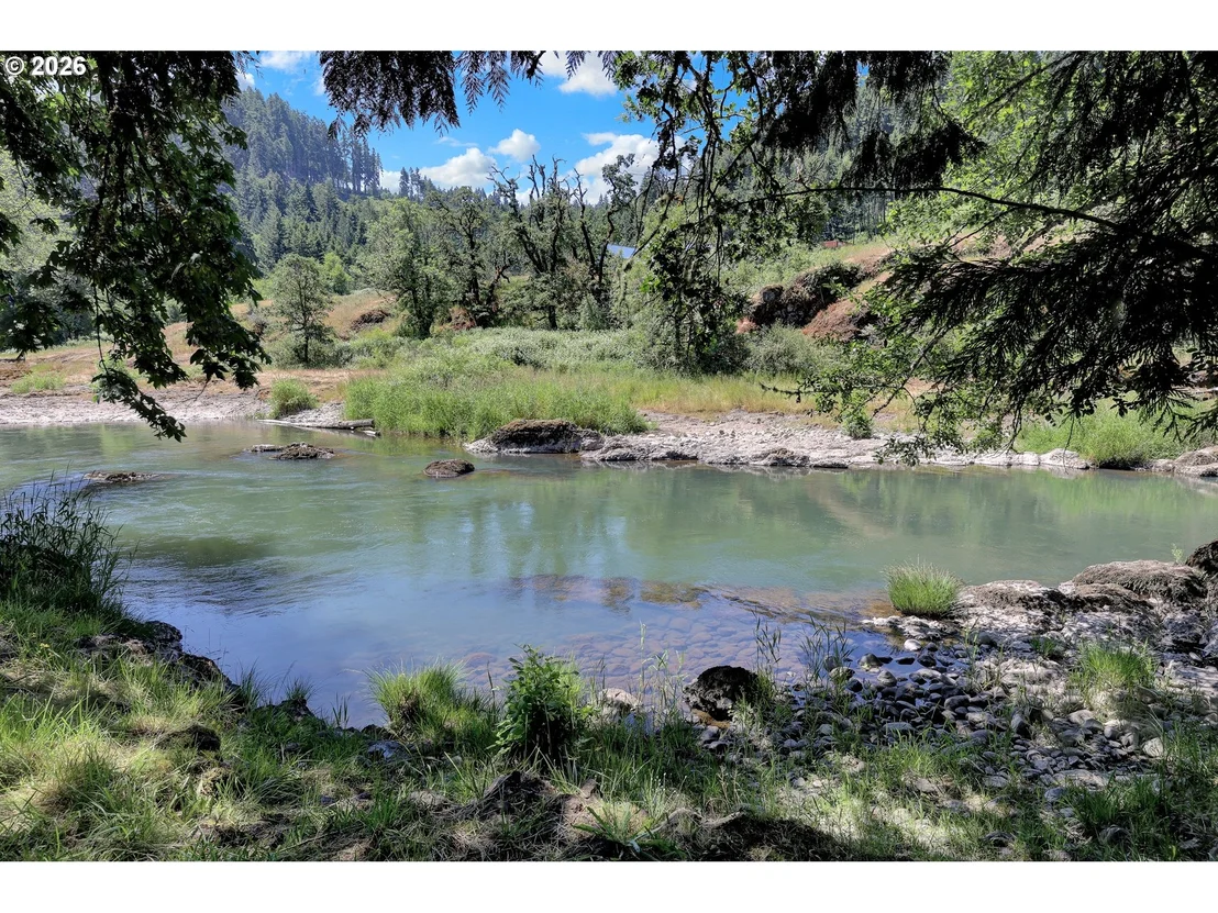 Photo of 34558 ROW RIVER RD