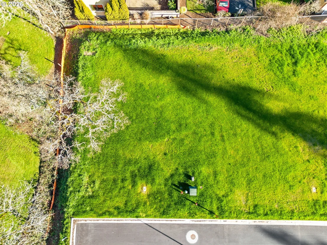 Photo of Unit LOT1 at Piper LN