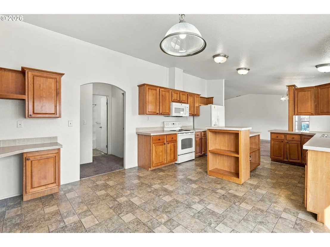 Photo of 347 SCARBROUGH AVE