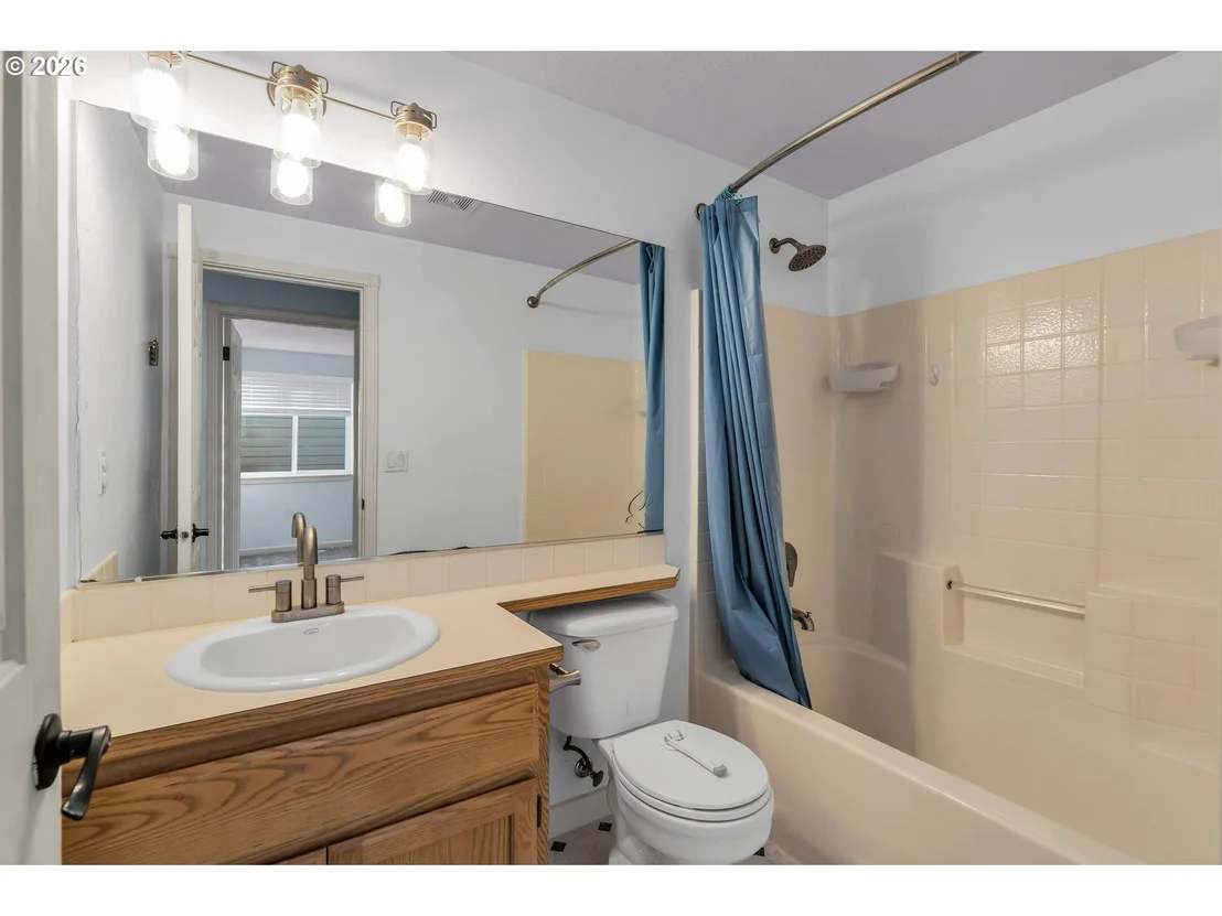 Photo of 1558 SE JASMINE WAY