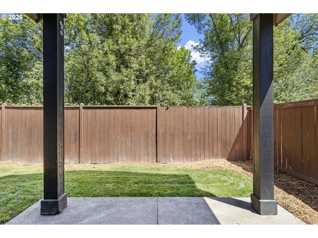 Photo of 963 PENNINGTON CT