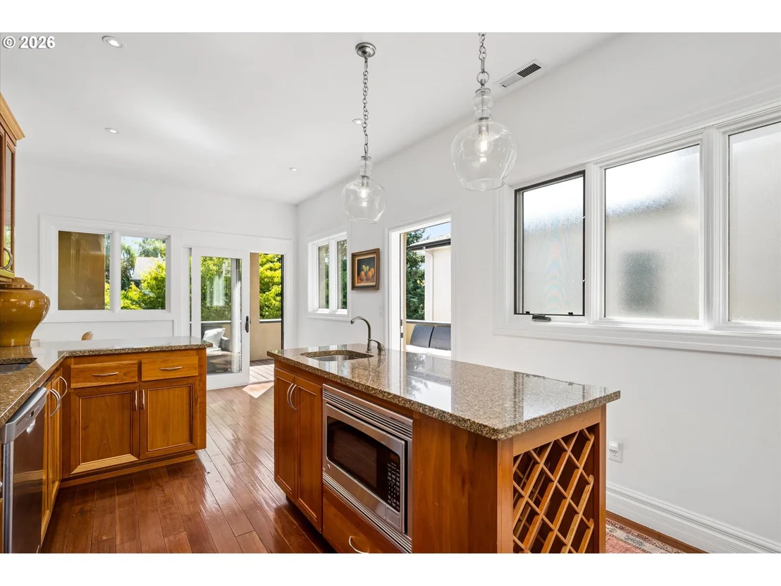 Photo of 2883 LORD BYRON PL