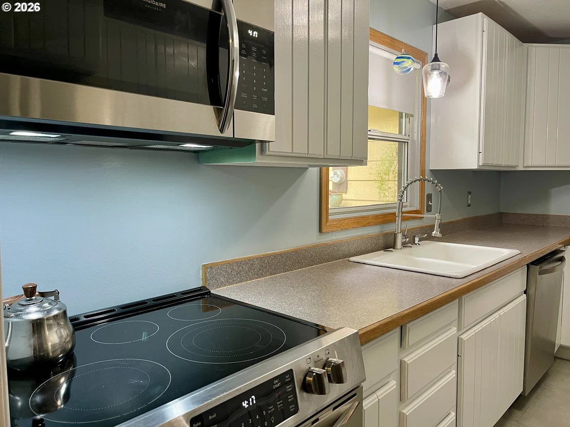 Photo of 93524 EASY LN