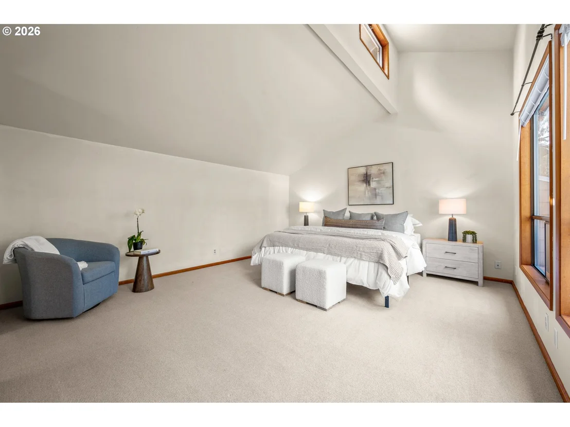 Photo of 3965 SPRING BLVD