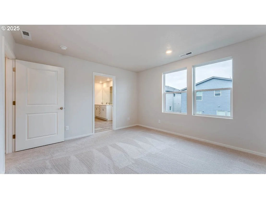 Photo of 4969 Dilling AVE NE